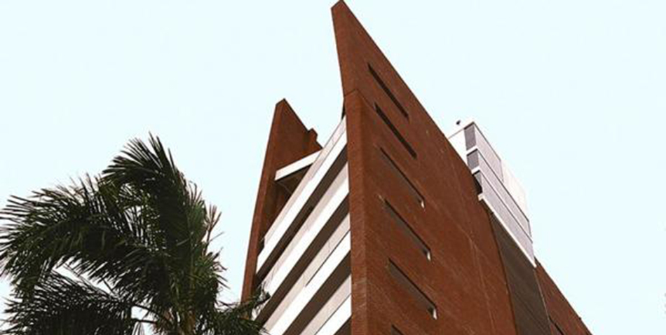 El edificio Ominia Lux, referente de la arquitectura Boliviana