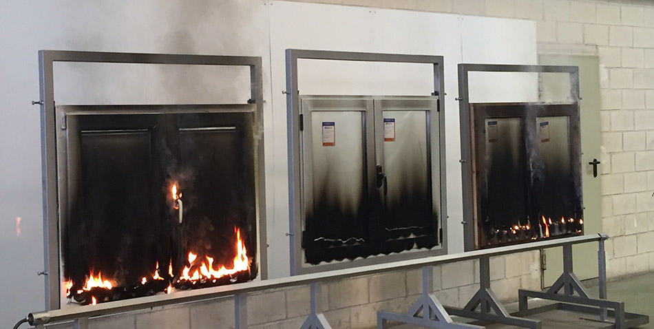 Incendios domésticos: la seguridad en la elección de las ventanas